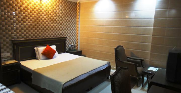 Hotel Hallmark Regency 卢迪亚纳 外观 照片